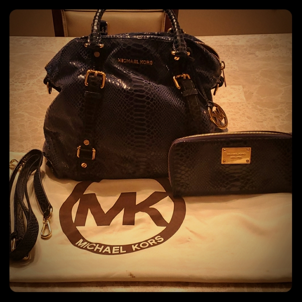 Snake skin Suede MK purse and wallet
